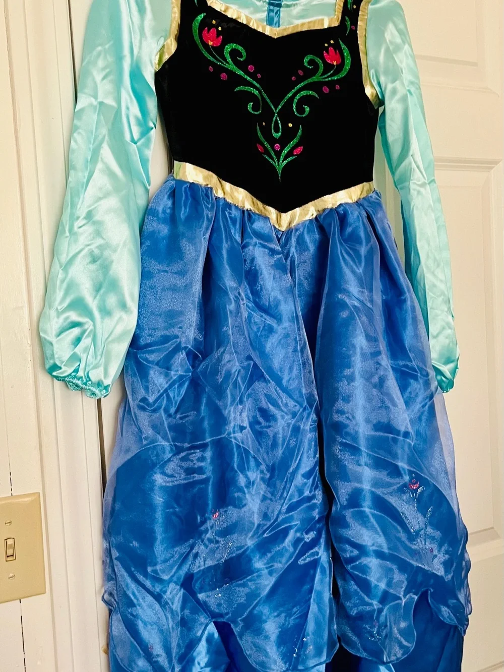 Disney Store Princess Costume Dress Anna Two Piece Cape & Dress Costume Set